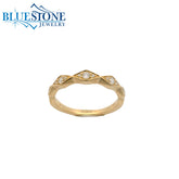 14KYG Diamond Shaped Ring w/Diamonds - Sz. 7