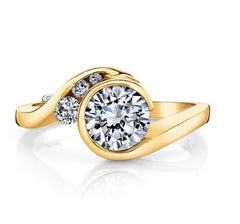 14 Karat White Gold Diamond Engagment Ring