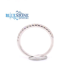 14K White Gold Wedding Band w/Round Diamonds at 0.25cttw -(size 6.5)