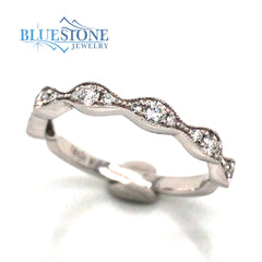 18K White Gold Diamond Ban- Size 6.75