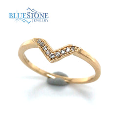 14K Yellow Gold Diamond Wedding Band- Size 6.75