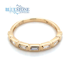 14 Karat Yellow Gold Wedding Band/Fashion Ring w/ 7 Baguette Cut Diamonds*size6.75