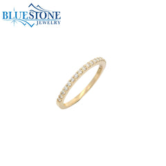 14KYG Shared Prong Diamond Band - Size 6.25