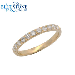 14kt Yellow Gold Ring- Size 7.75