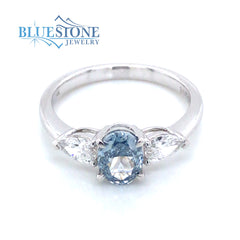14 Karat White Gold Ring with One 4.3mm x 7mm 1.01 Carat Oval Blue Lab