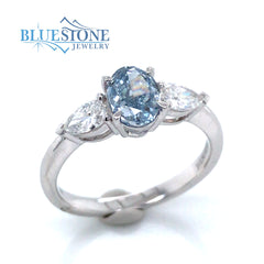 14 Karat White Gold Ring with One 4.3mm x 7mm 1.01 Carat Oval Blue Lab