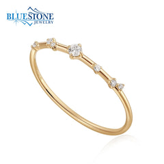 14kt Yellow Gold Ring with Diamonds- Size 7.25