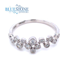 14kt White Gold Diamond Ring- Size 6.75