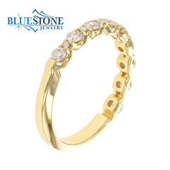 14kt Yellow Gold Ring with Diamonds- Size 7