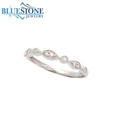 14KWG Diamond Band w/ 10 Diamonds - Sz. 6.75