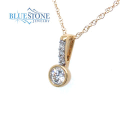 14kt Yellow Gold Diamond Pendant