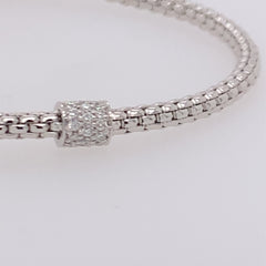 18 Karat White Gold Diamond Stretchable Bracelet(6.1 inches)