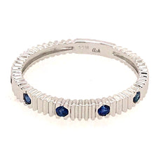 14 Karat White Gold Sapphire Ring