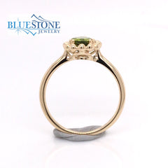 14k Yellow Gold Ring with Peridot- size 7