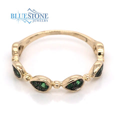 14 Karat Yellow Gold Tsavorite Garnet Ring