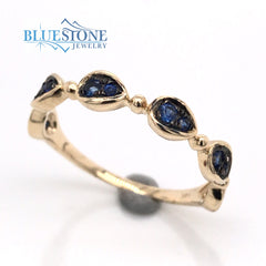 14 Karat Yellow Gold Sapphire Ring