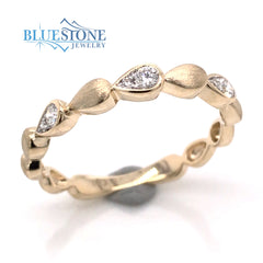 14 Karat Yellow Gold Diamond Ring