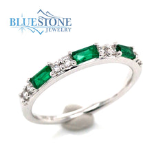 14K White Gold Emerald and Diamond Ring- Size 7