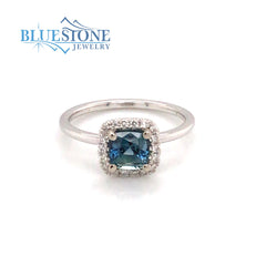 14K White Gold Ring with Blue/Green Sapphire & Diamonds*size 6*