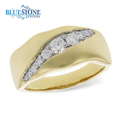 14kt Yellow Gold and Diamond Ring