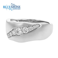 14kt White Gold and Diamond Ring