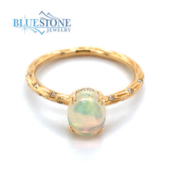 18K Yellow Gold Ring with Opal and Diamonds- Size 6.75