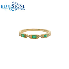 14KYG Ring w/ Emeralds & Diamonds - Sz. 7