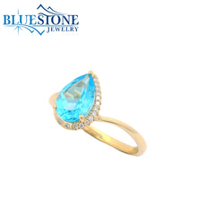14KYG Pear Cut Blue Topaz Ring - Size 7