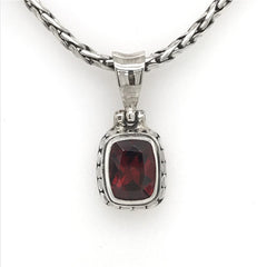 Small Sterling Silver Pendant with One Rectangular-Shaped Cushion Garn