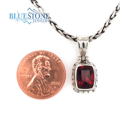 Small Sterling Silver Pendant with One Rectangular-Shaped Cushion Garn