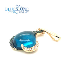 14 Karat Yellow Gold Pendant with One 8.38 Carat Cabochon London Blue