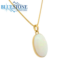 Large 18KYG Pendant w/ Cabochon Oval Cut Ethiopian Opal