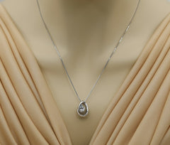 Sterling Silver Aquamarine Pendant with 18 Inch Chain