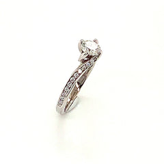 18 Karat White Gold Engagement Ring