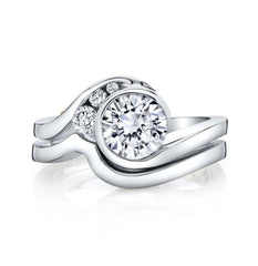 14 Karat White Gold Diamond Engagment Ring