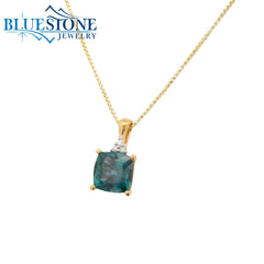 14KYG Alexandrite Pendant w/ 3 Diamonds