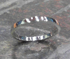 Platinum 2mm Wedding Band- Ring size 7