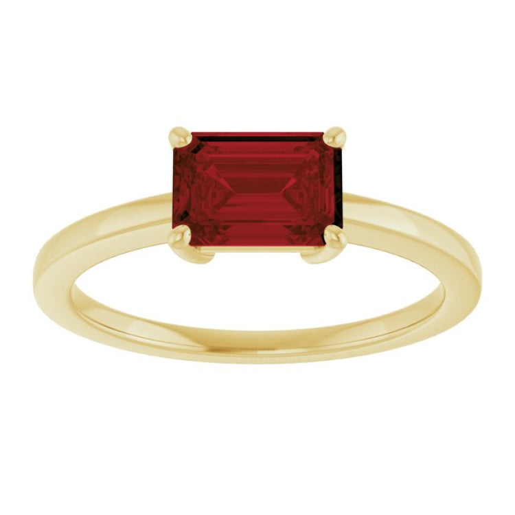 14K Yellow Gold Natural Mozambique Garnet Solitaire Ring