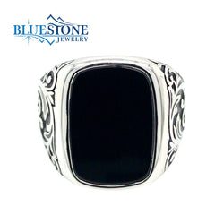 Silver Black Agate Ring. -Size 12