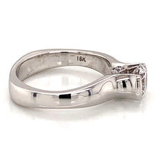 18K White Gold Modern/Clean Engagement Ring