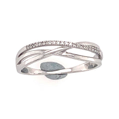 14 Karat White Gold Diamond Ring - Sz 6.5