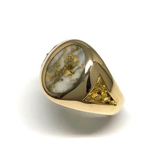 Mens 14 Karat Yellow Gold Ring with Gold Quartz from the local Sixteen