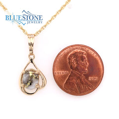14 Karat Yellow Gold Pendant with an oval Gold Quartz gemstone from th
