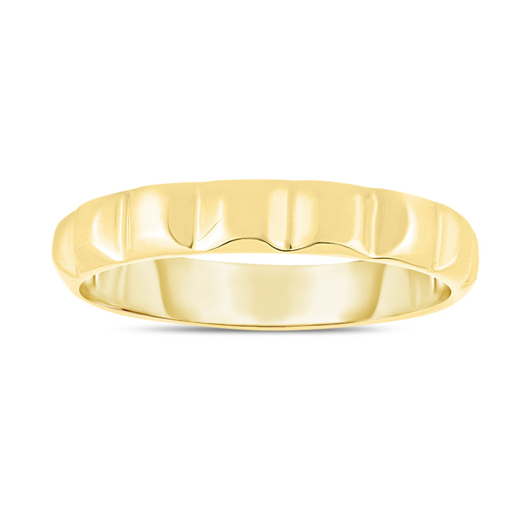 14K Gold Single Row Pyramid Ring