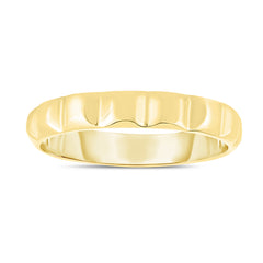 14K Gold Single Row Pyramid Ring